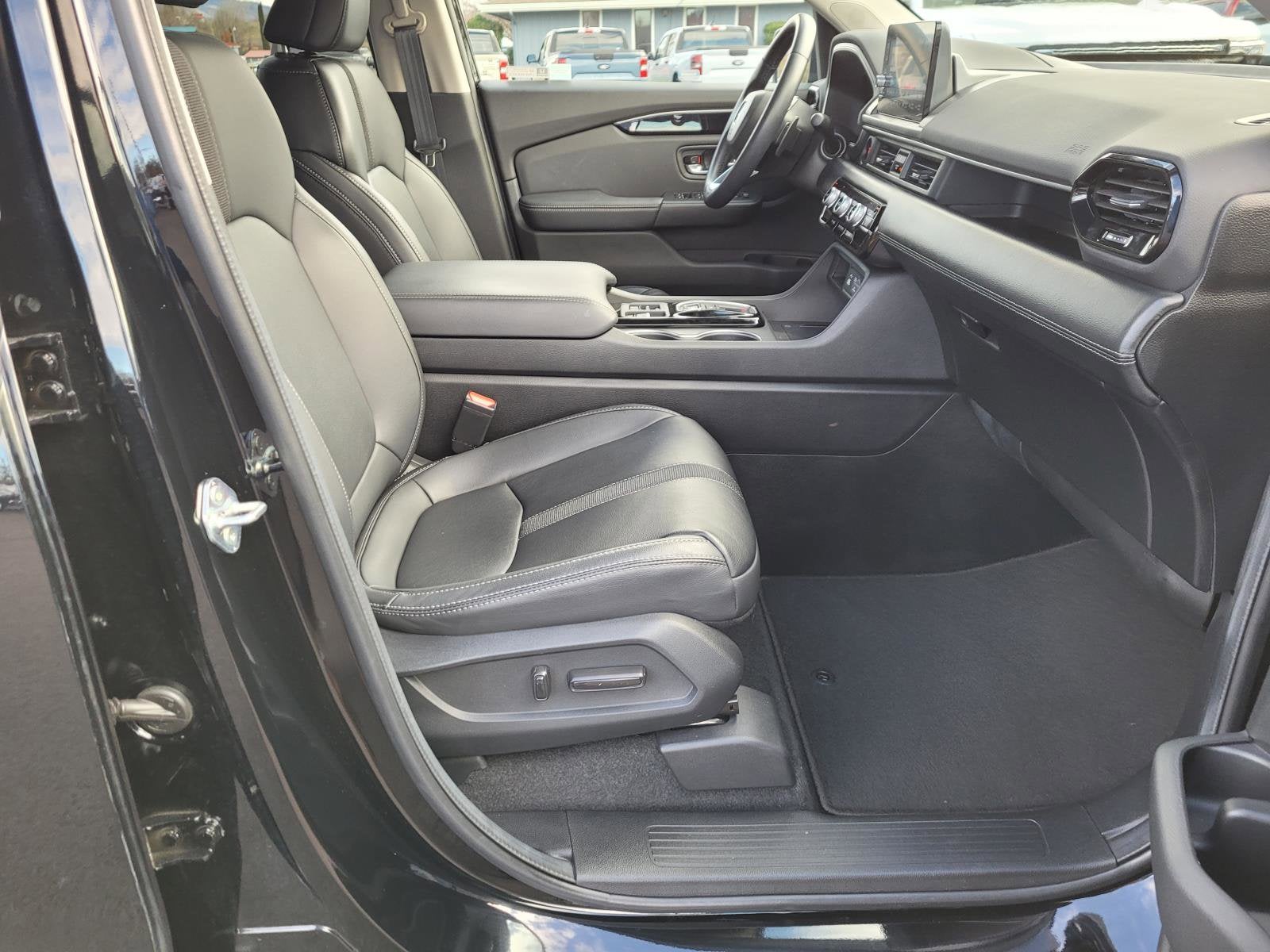 2024 Honda Pilot Touring