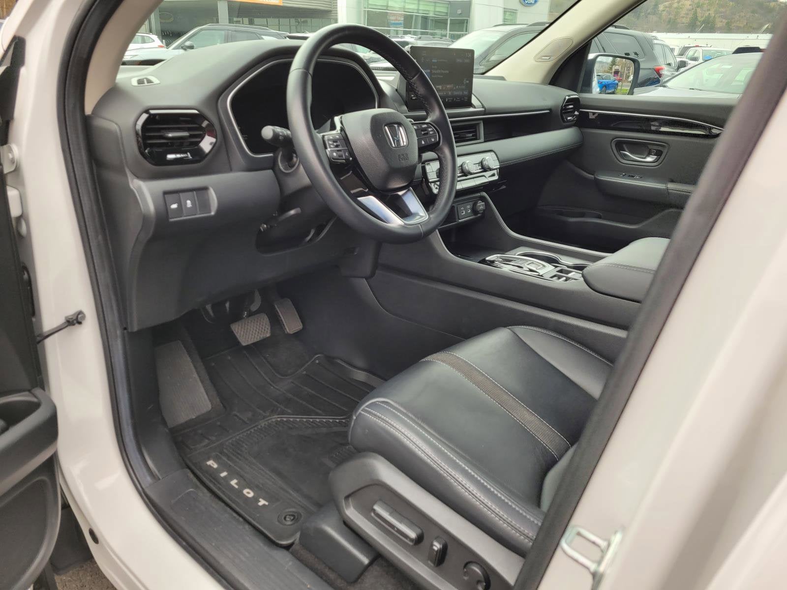 2024 Honda Pilot Touring