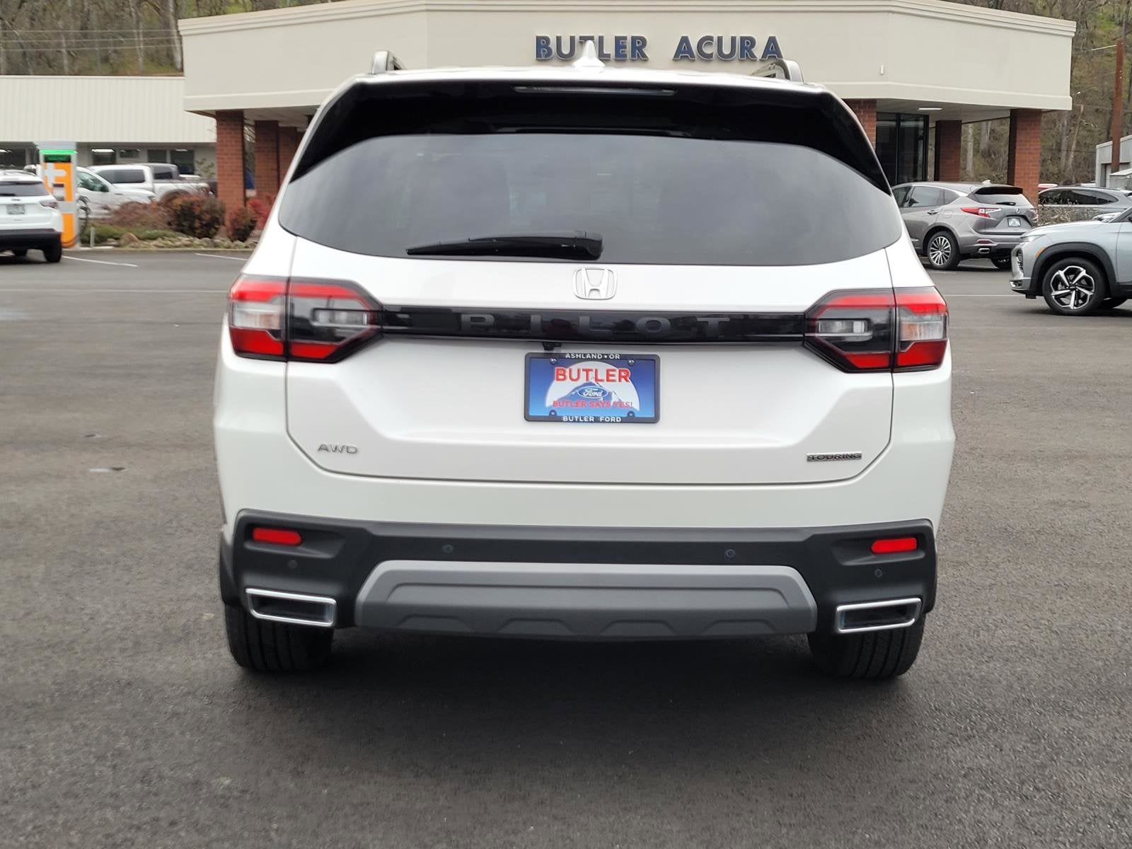 2024 Honda Pilot Touring