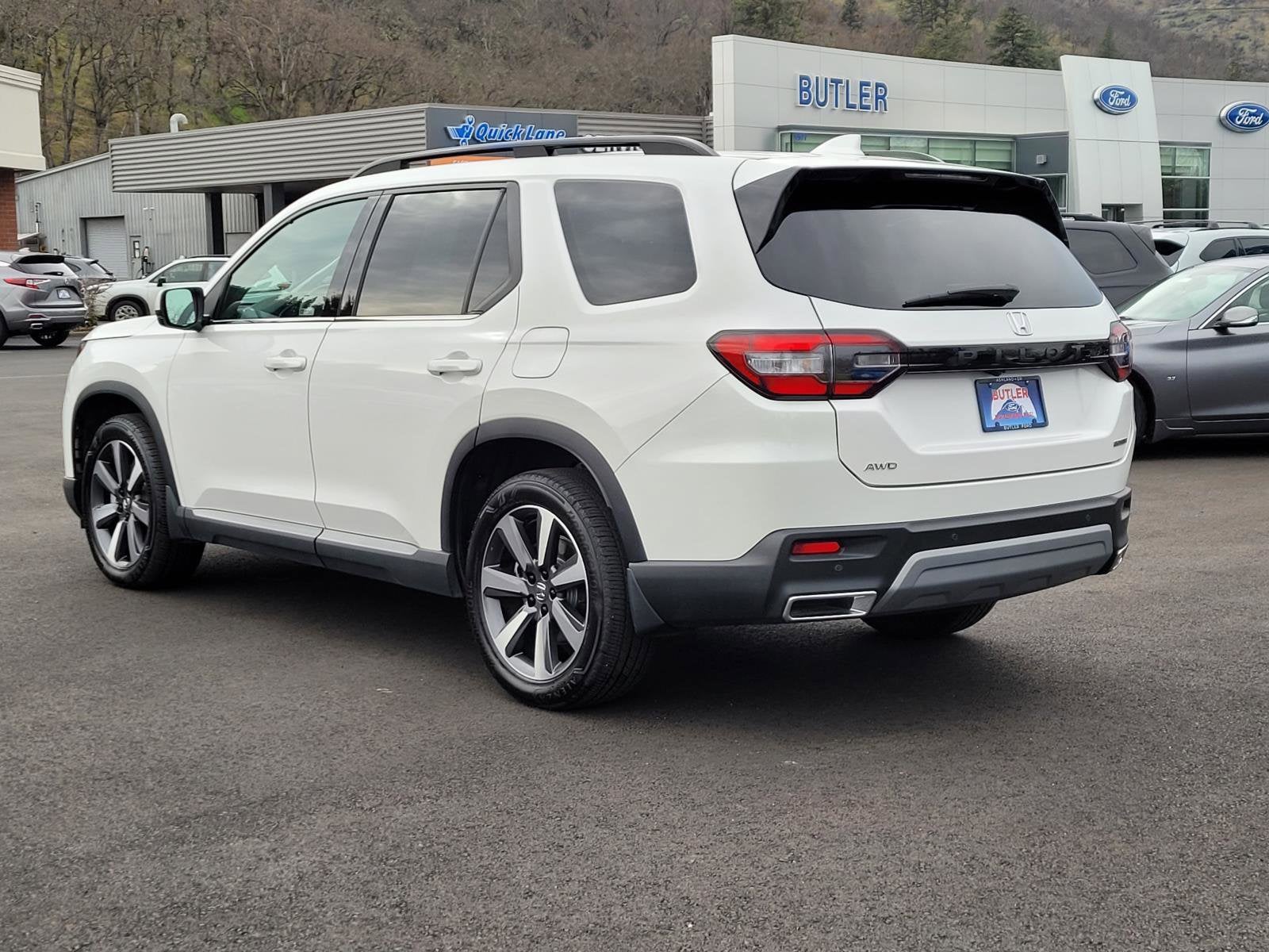 2024 Honda Pilot Touring