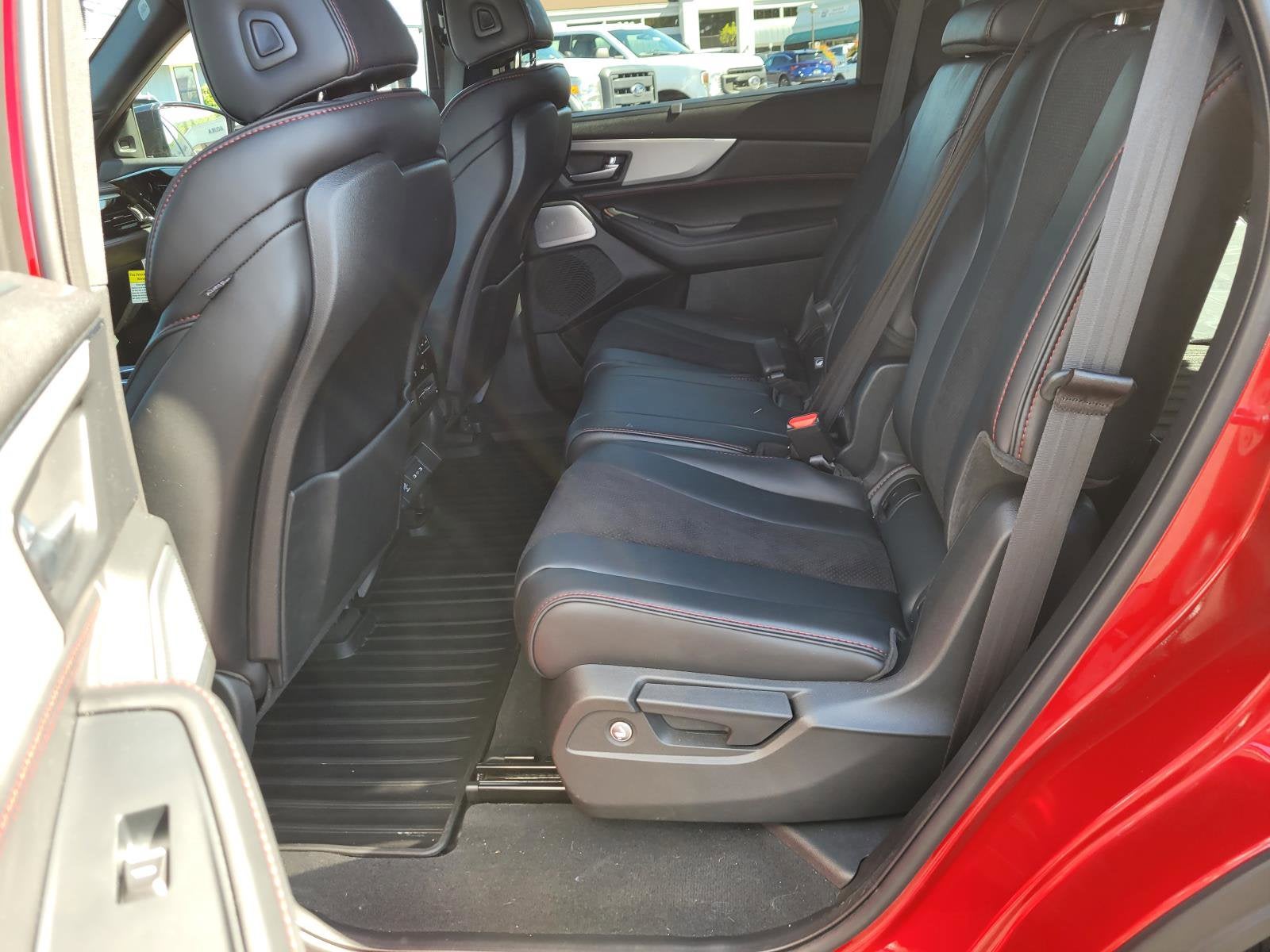 2025 Acura MDX w/A-Spec Package