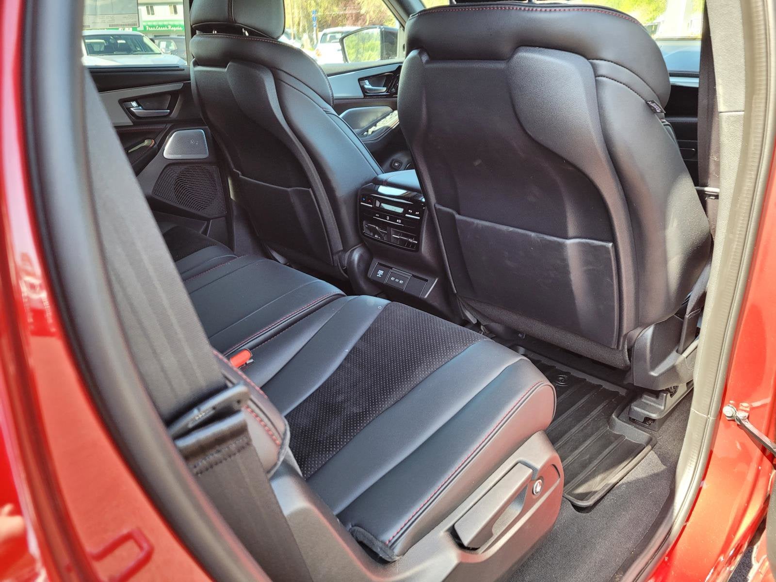 2025 Acura MDX w/A-Spec Package
