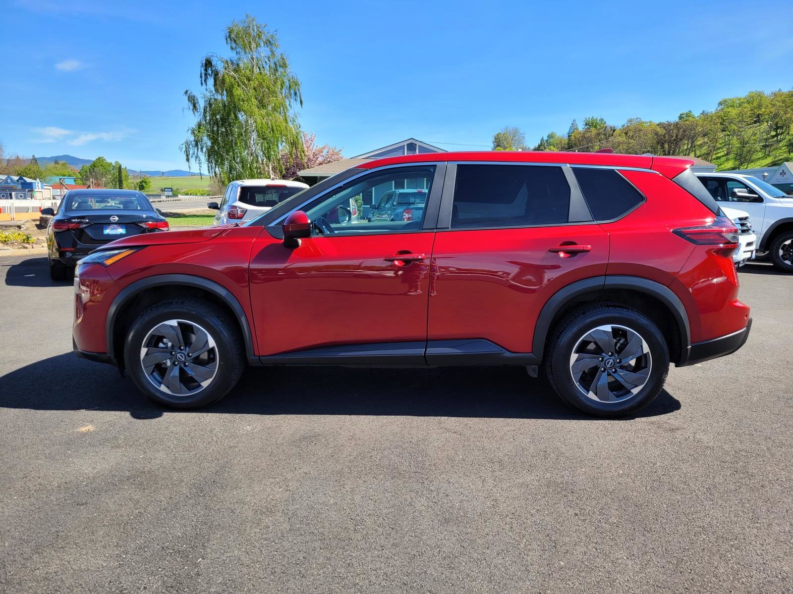 2025 Nissan Rogue SV