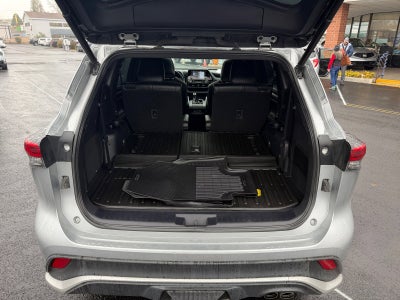 2022 Toyota Highlander XSE