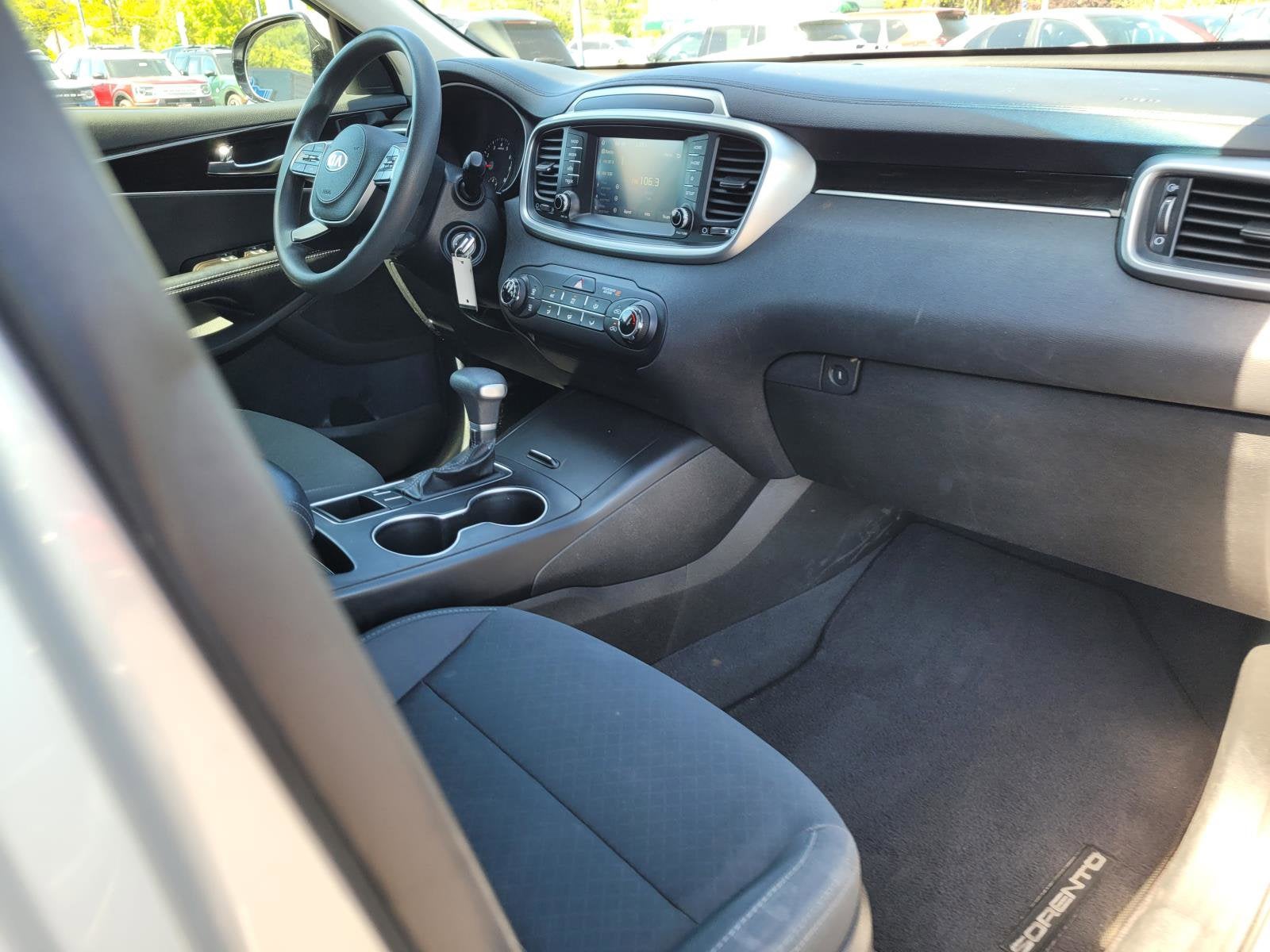 2019 Kia Sorento L