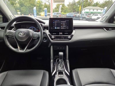 2025 Toyota Corolla Cross XLE