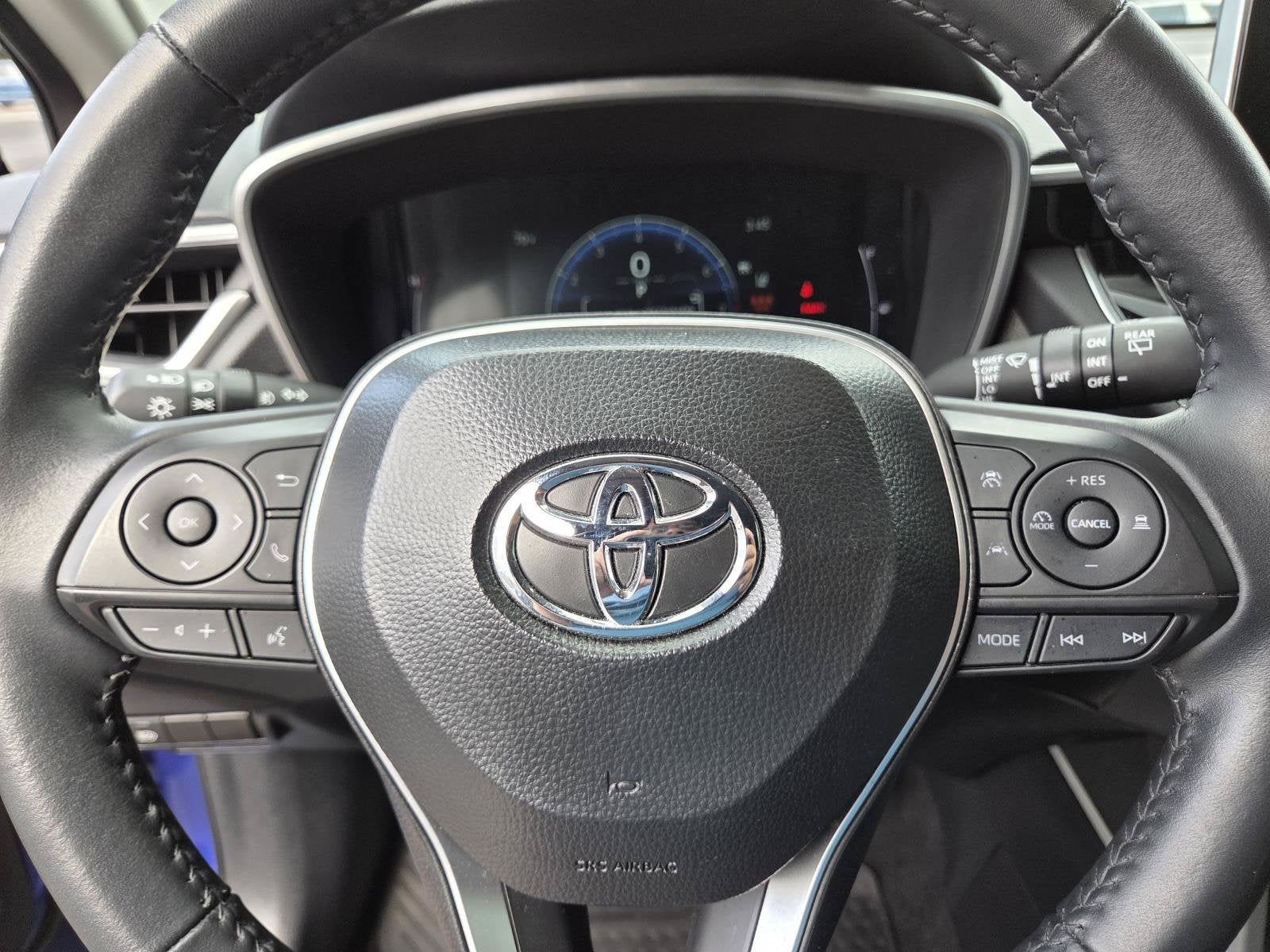 2025 Toyota Corolla Cross XLE