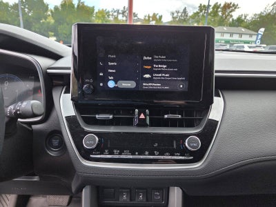 2025 Toyota Corolla Cross XLE