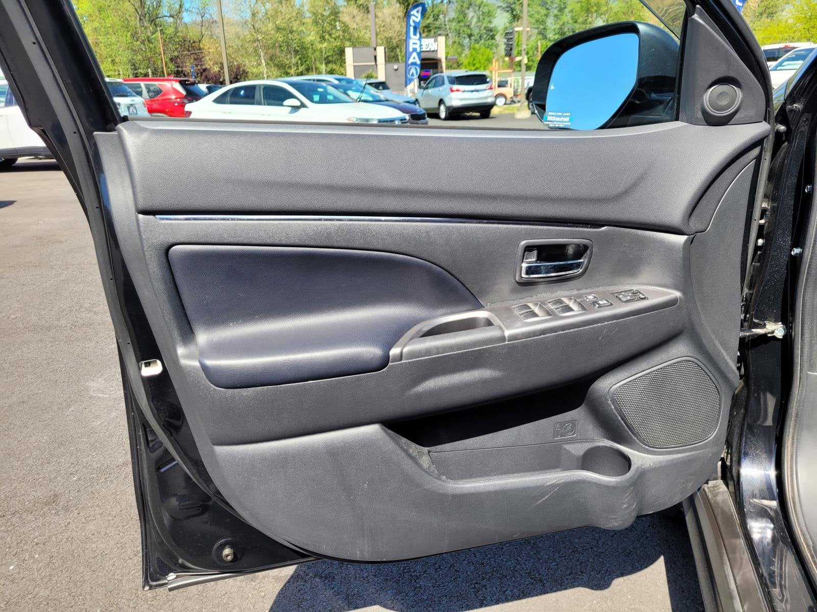 2022 Mitsubishi Outlander Sport SE