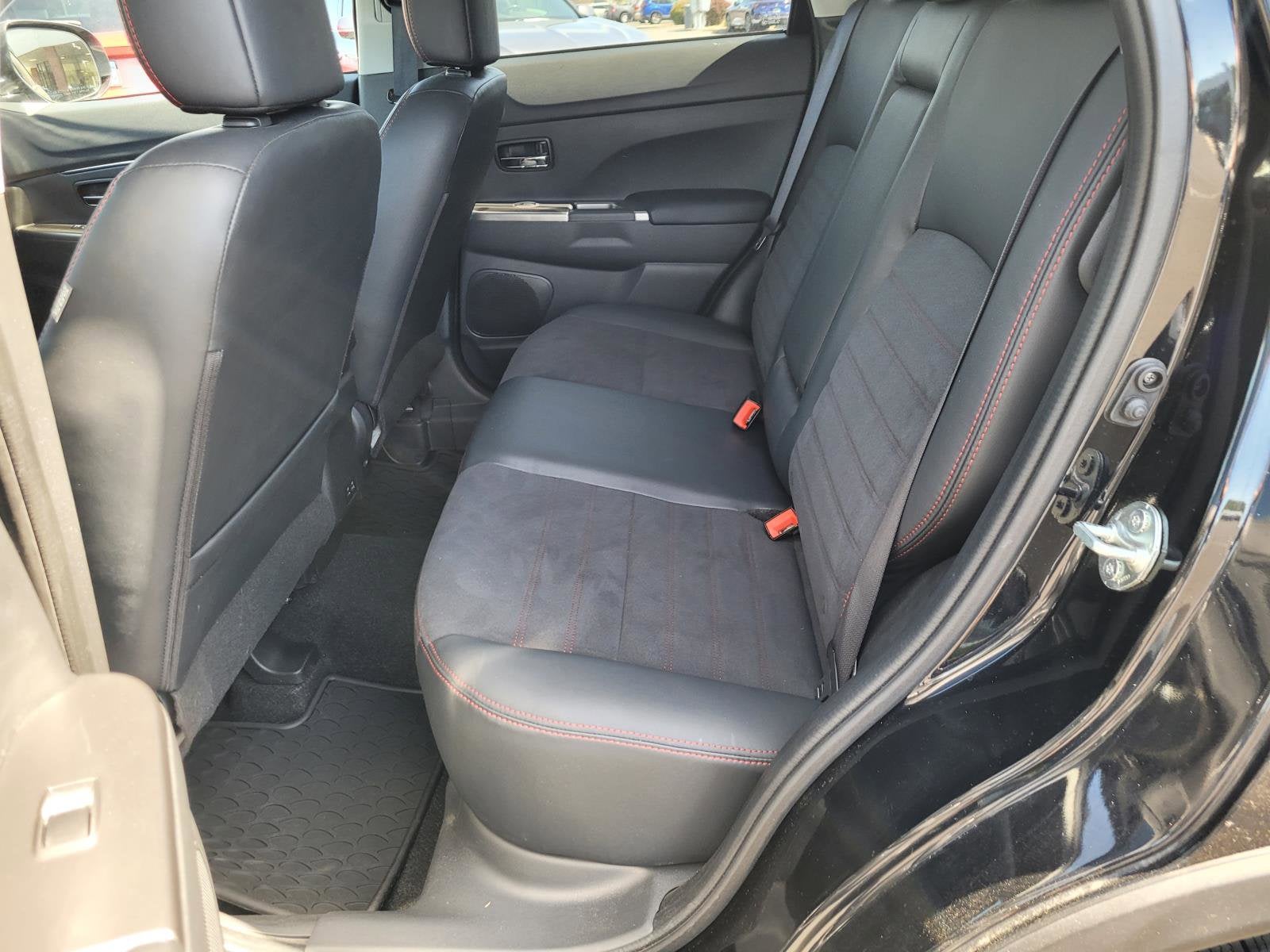 2022 Mitsubishi Outlander Sport SE