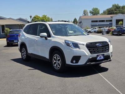 2024 Subaru Forester Premium