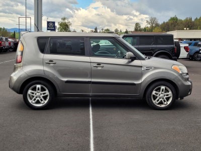 2011 Kia Soul +