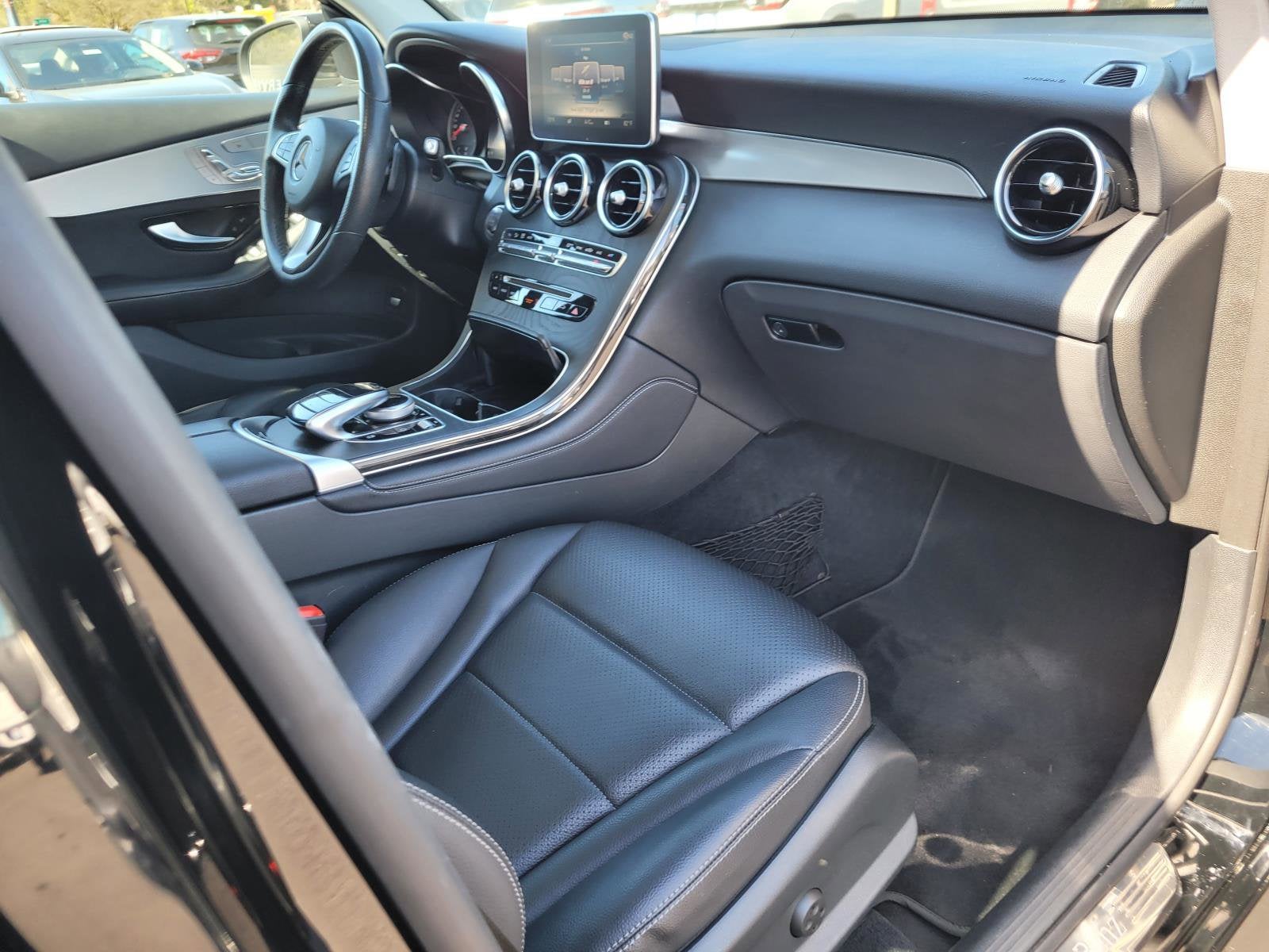 2019 Mercedes-Benz GLC GLC 300