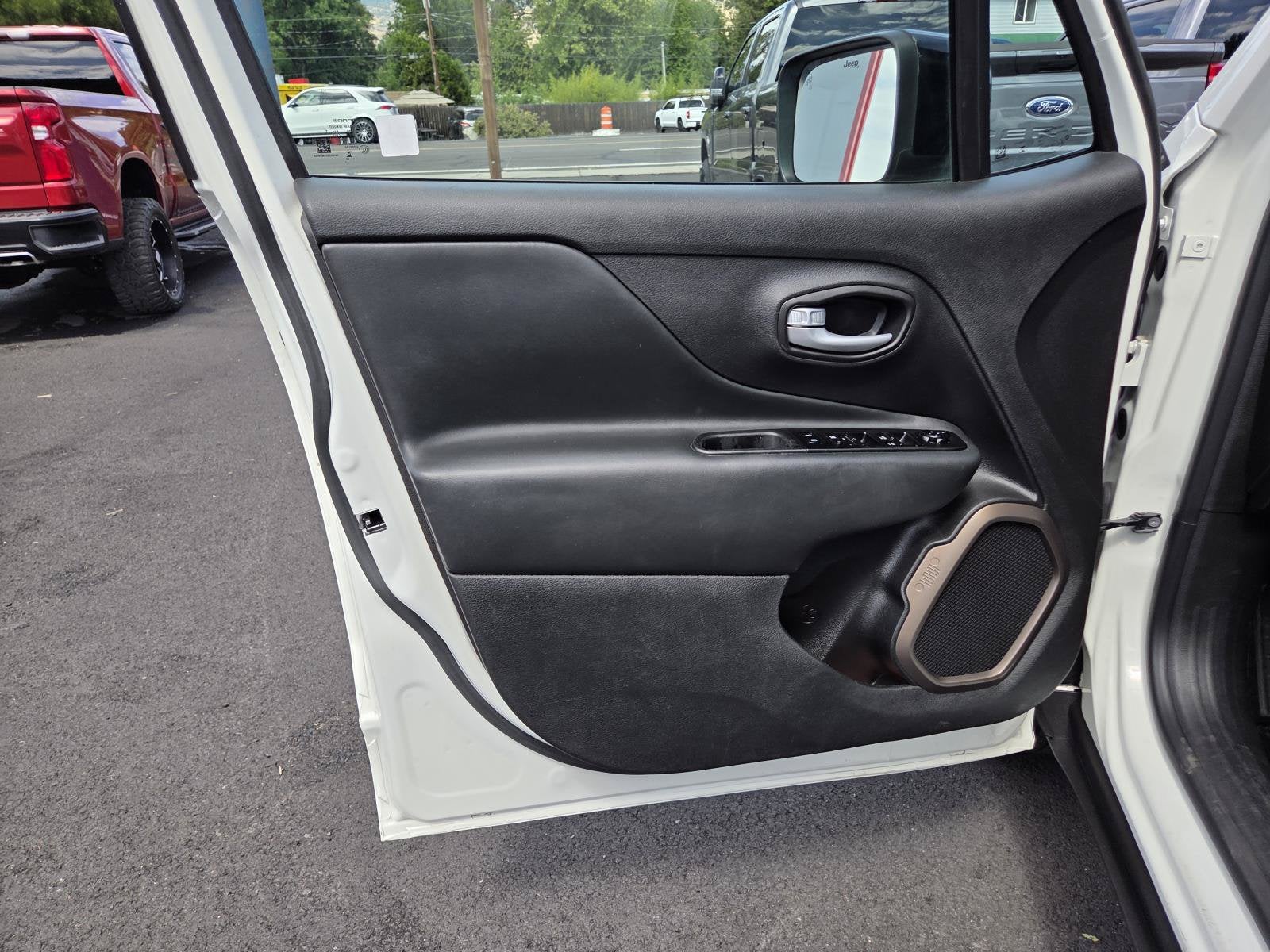 2023 Jeep Renegade Upland