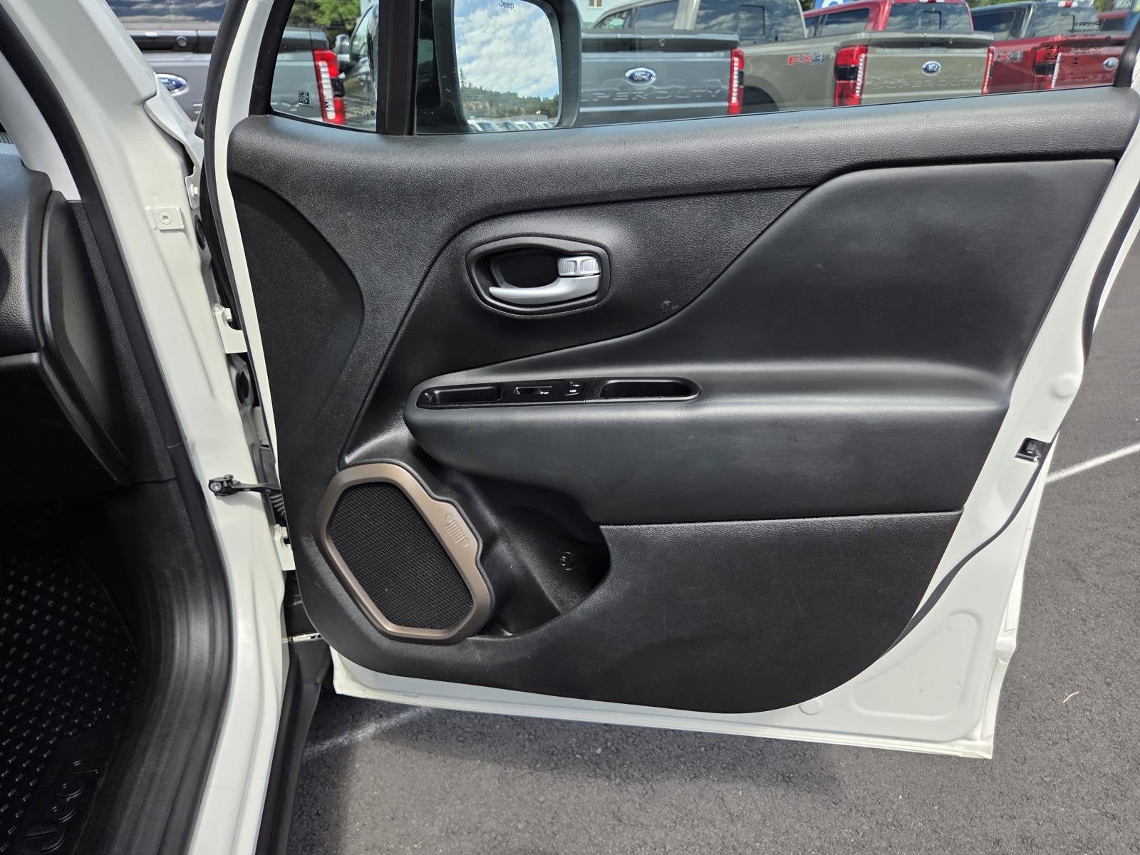 2023 Jeep Renegade Upland