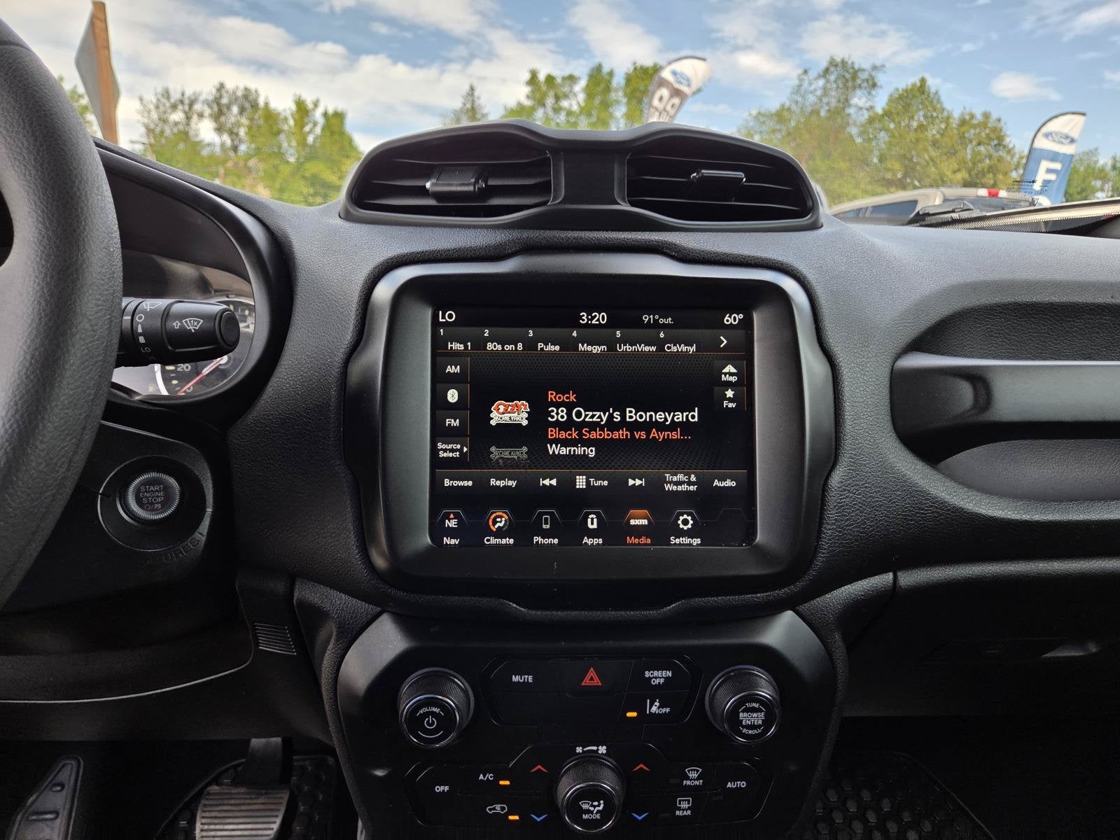 2023 Jeep Renegade Upland