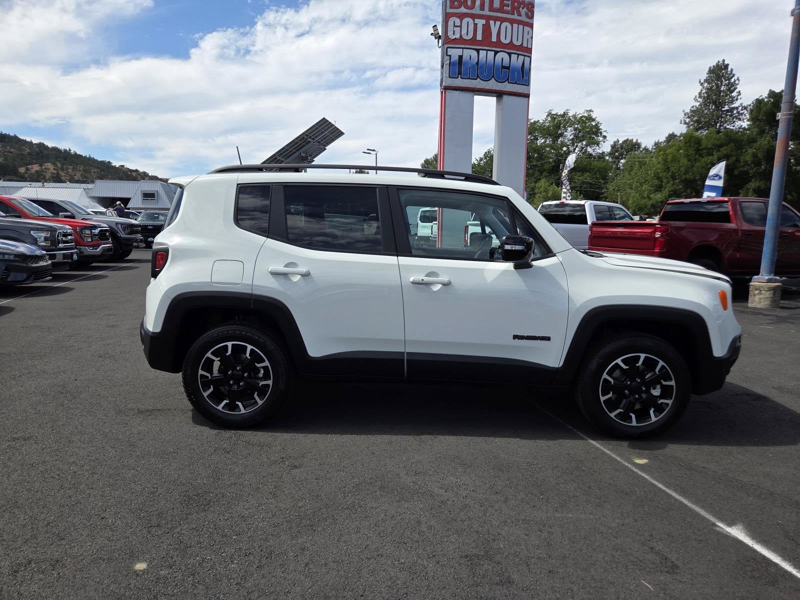2023 Jeep Renegade Upland