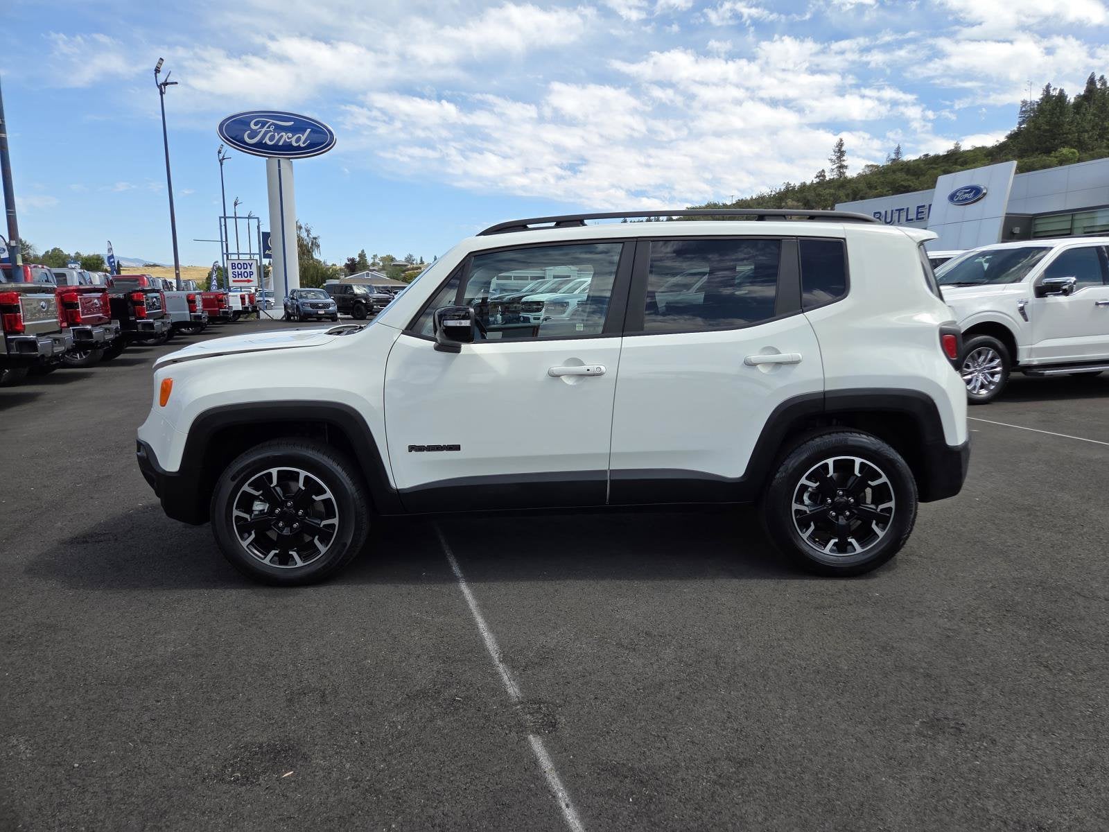 2023 Jeep Renegade Upland